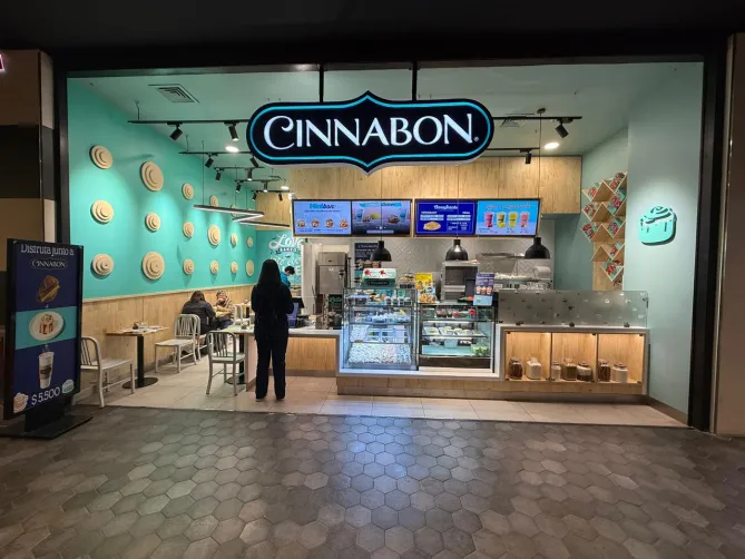 cinnabon cenco costanera