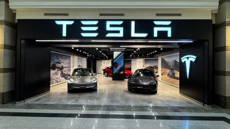 tesla cenco alto las condes